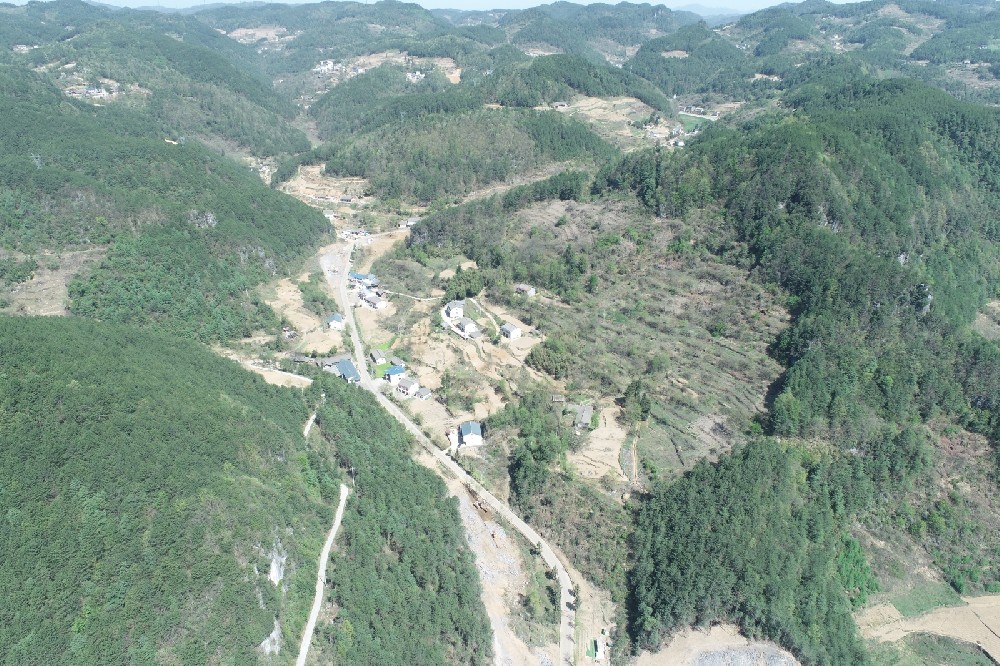 路愈寬，景愈明，可待漫慢行——朝天區(qū)曾家鎮(zhèn)（曾家場鎮(zhèn)至榮樂養(yǎng)生谷）段道路改建工程建設(shè)側(cè)記